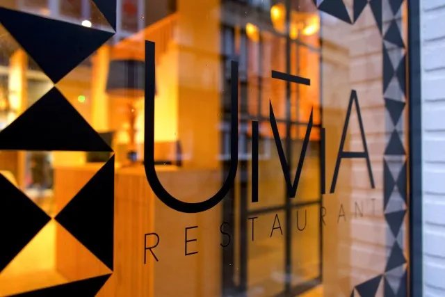 BookNoFees: Restavracija – Umā – Brussels – Uma, fotografija 2