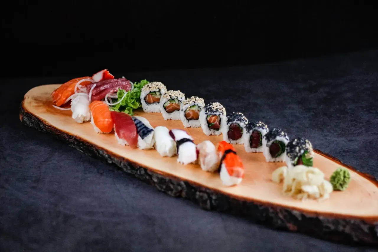BookNoFees: Restavracija – Hitomi Sushi Bar – Meschede – Hitomi Sushi Bar, fotografija 1