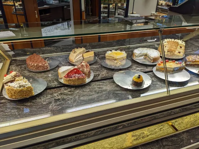 BookNoFees: Restavracija – Café Hemmer Conditorei Confiserie – Werl – Kavarna Hemmer – slaščičarna in čokoladnica, fotografija 3