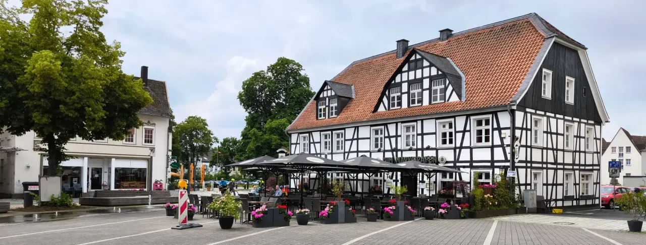 BookNoFees: Restavracija – Zum Markgrafen – Fröndenberg – O markgrafu, fotografija 1