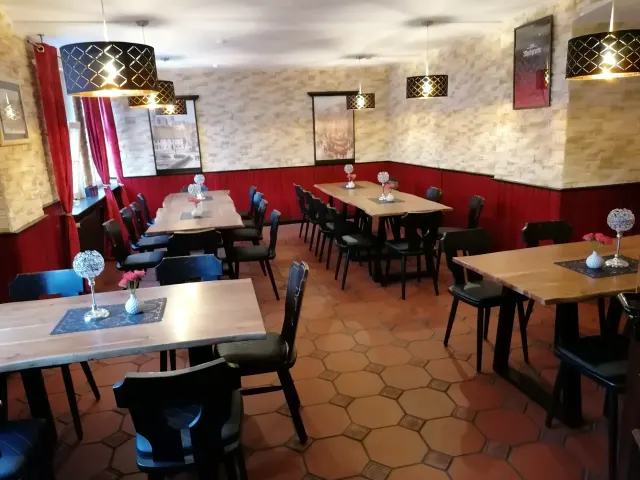 BookNoFees: Restavracija – Zum Markgrafen – Fröndenberg – O markgrafu, fotografija 2