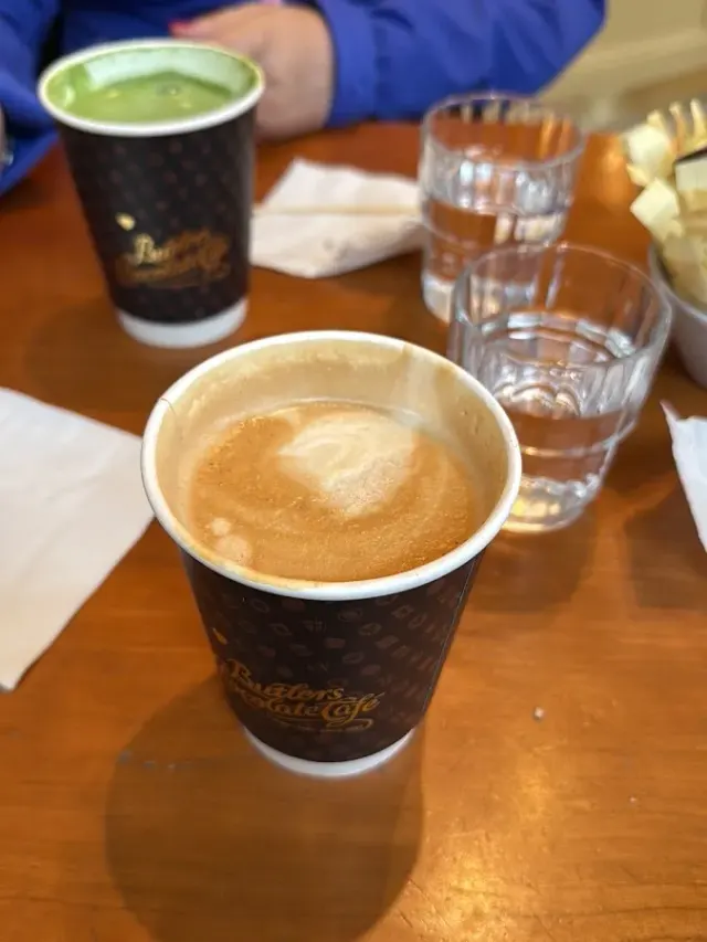 BookNoFees: Kavarna – Butlers Chocolate Café – Dublin – Butlers Chocolate Café, fotografija 2