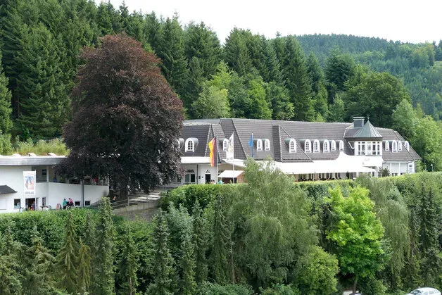 BookNoFees: Restavracija – Höhlenrestaurant Himmelreich – Attendorn – Höhlenrestaurant Himmelreich, fotografija 1