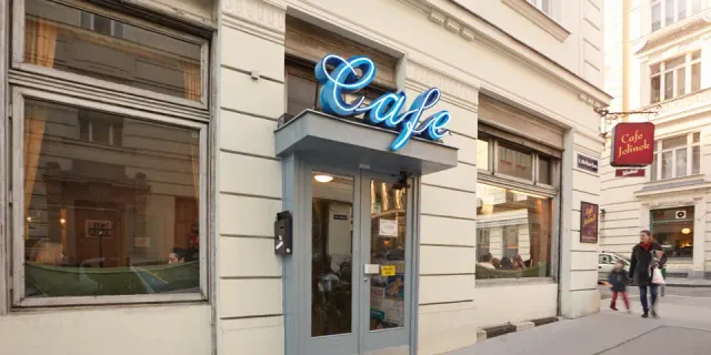 BookNoFees: Kavarna – Café Jelinek – Vienna – Kavarna Jelinek, fotografija 2