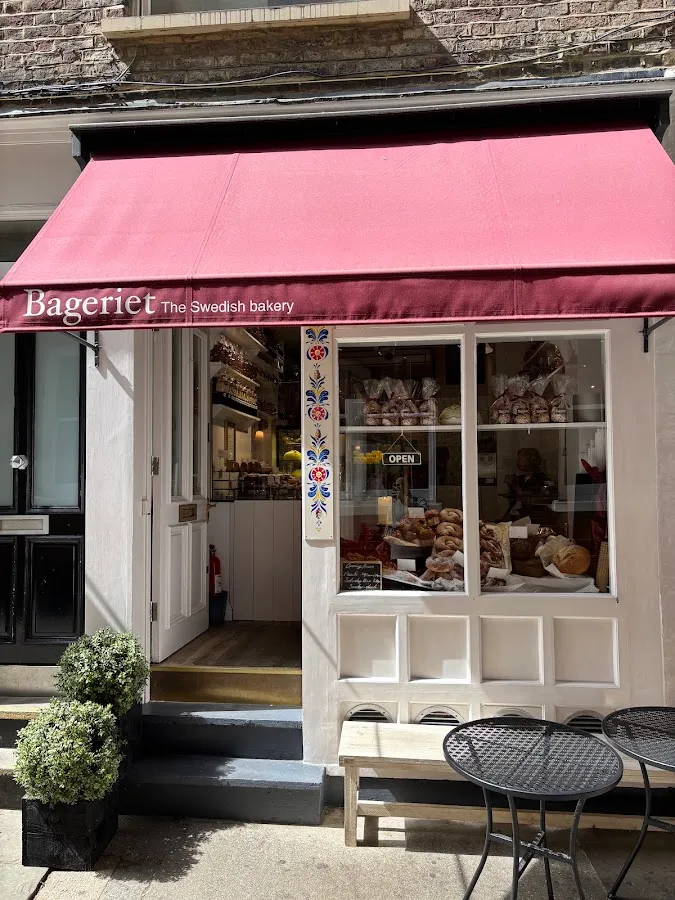 BookNoFees: Kavarna – Bageriet – London – Pekarna, fotografija 1