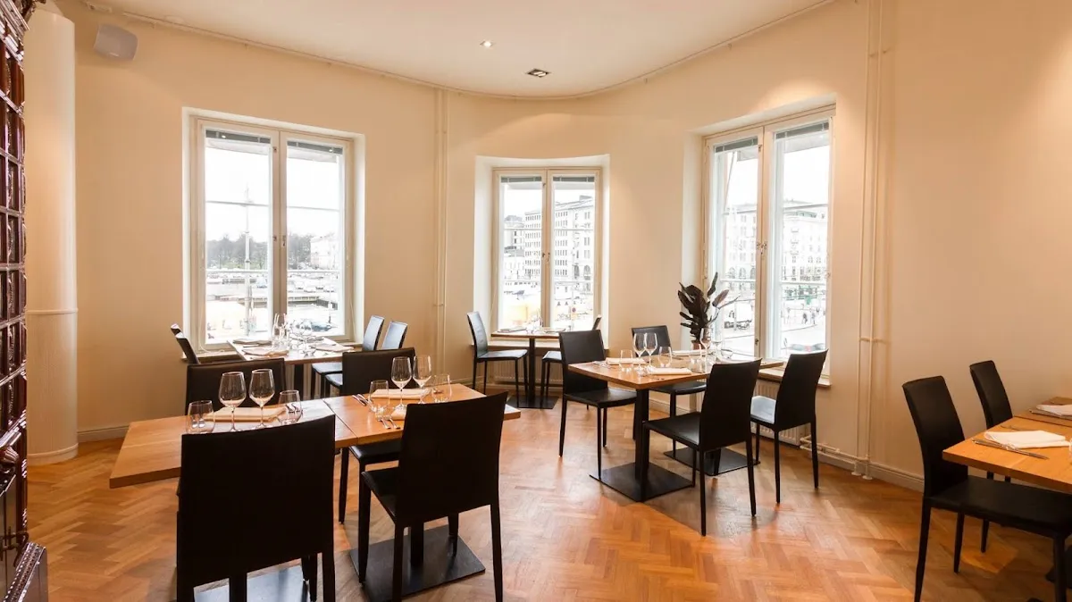 BookNoFees: Restavracija – Bacco – Helsinki – Bacchus, fotografija 1