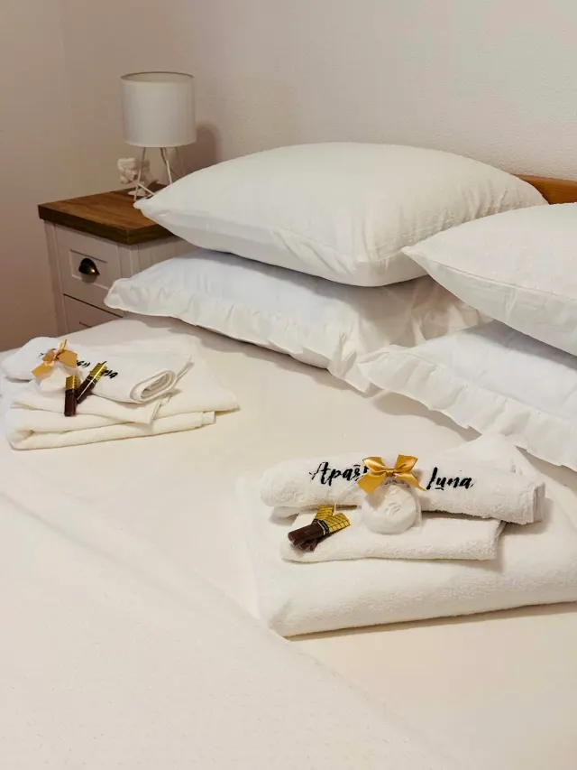 BookNoFees: Novouređeni apartman s balkonom i parkingom – Livno