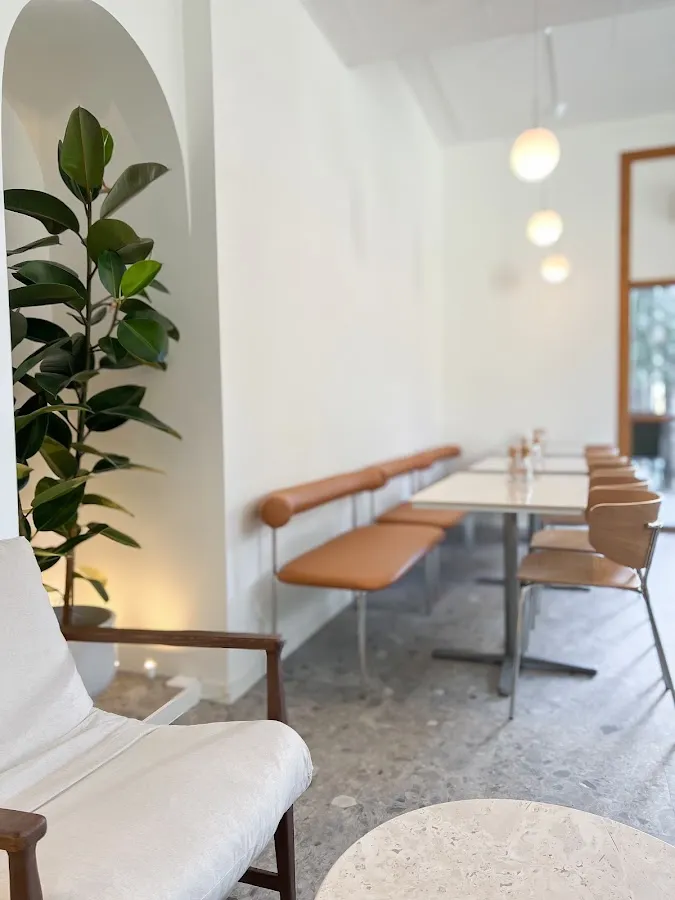 BookNoFees: Kavarna – Ari's Corner – Stockholm – Arijev kotiček, fotografija 1
