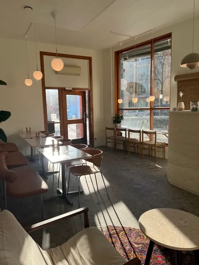 BookNoFees: Kavarna – Ari's Corner – Stockholm – Arijev kotiček, fotografija 2