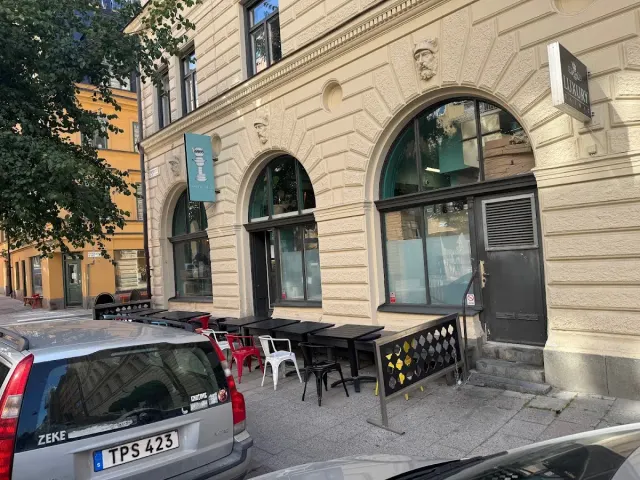 BookNoFees: Kavarna – Babel Deli – Stockholm – Babel Deli, fotografija 2