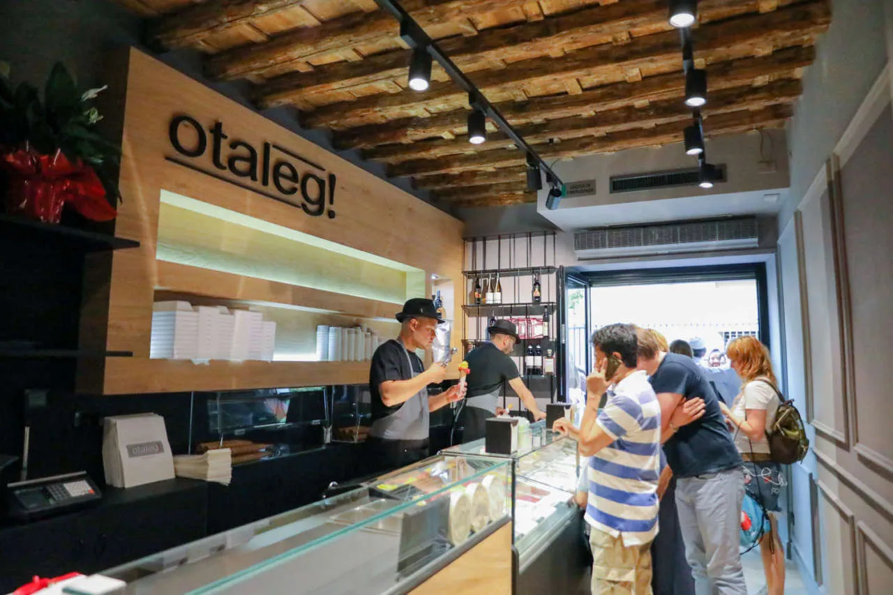 BookNoFees: Sladoled – Otaleg – Rome – Gledate, fotografija 1