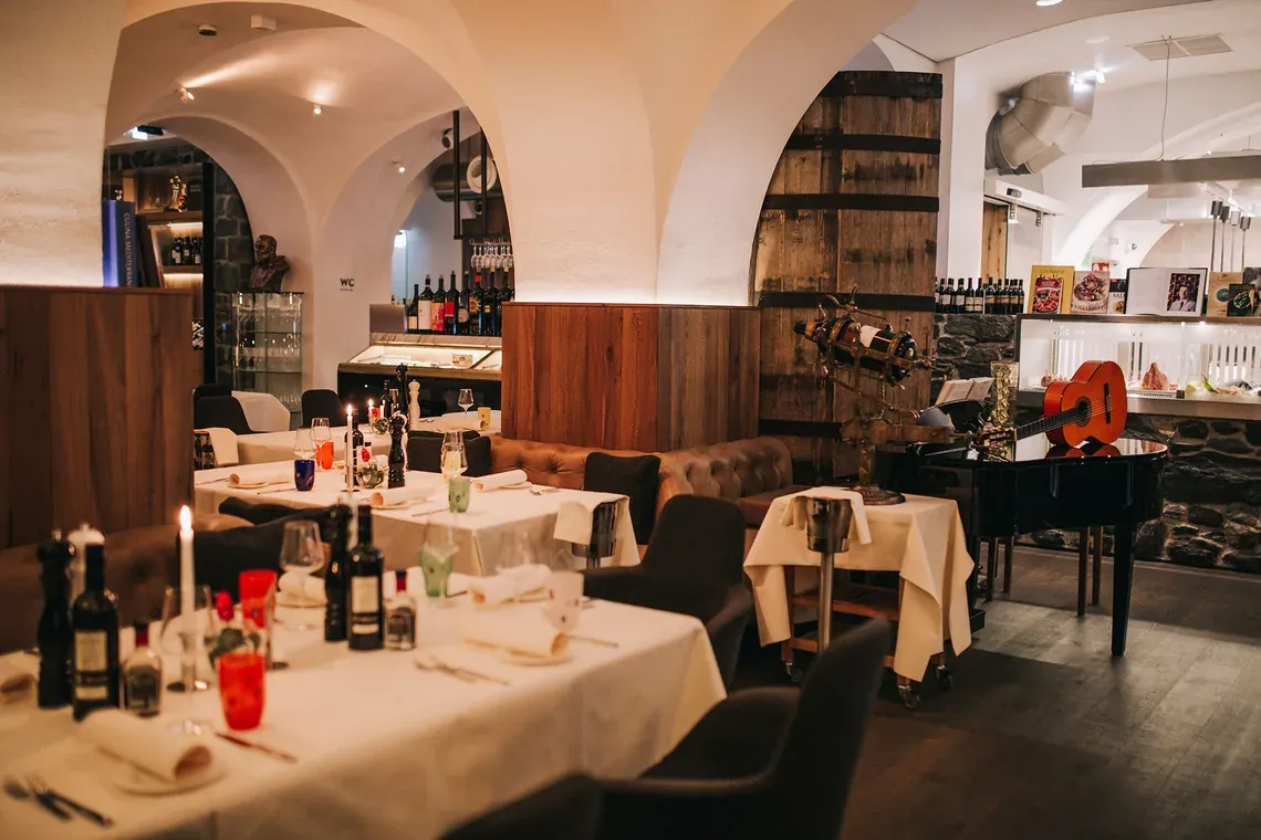 BookNoFees: Restavracija – Il Melograno – Vienna – Granatno jabolko, fotografija 1
