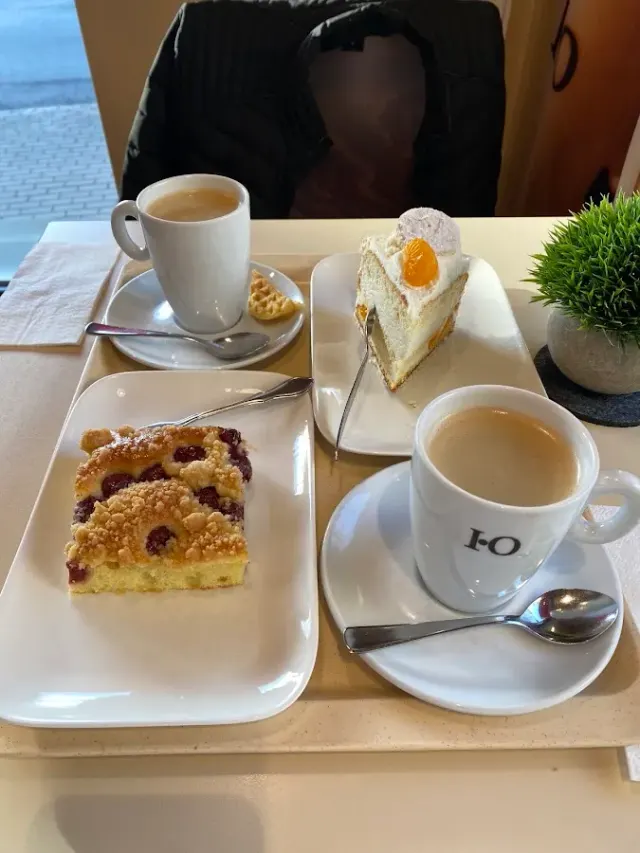 BookNoFees: Restavracija – Bäckerei Humpert – Wickede – Pekarna Humpert, fotografija 2