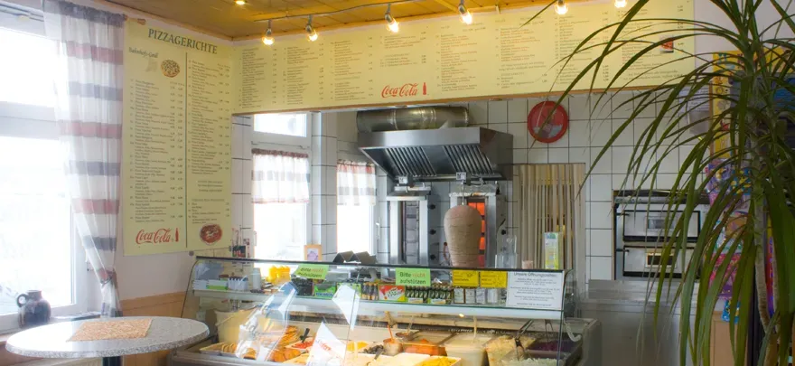 BookNoFees: Okrepčevalnica – Bahnhofsgrill – Attendorn – Železniški žar, fotografija 1