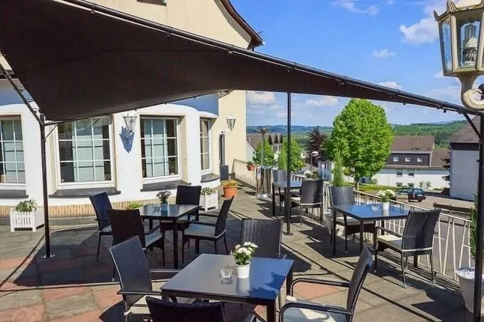 BookNoFees: Restavracija – Hotel Palatino – Sundern-Langscheid – Hotel Palatino, fotografija 1