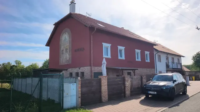 BookNoFees: Apartma s teraso – Jevišovka