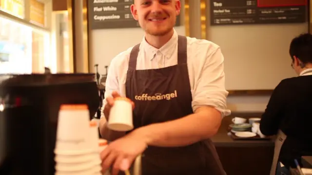 BookNoFees: Kavarna – Coffee Angel – Dublin – Kavni angel, fotografija 3