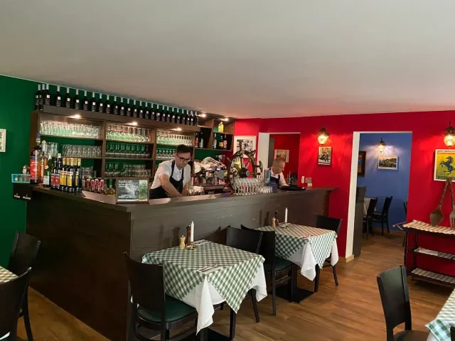 BookNoFees: Restavracija – Terrazza Portofino – Berlin – Terasa Portofino, fotografija 2
