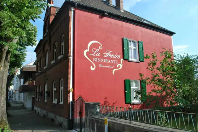 BookNoFees: Restavracija – Ristorante La Fenice – Arnsberg-Neheim – Restavracija La Fenice, fotografija 2