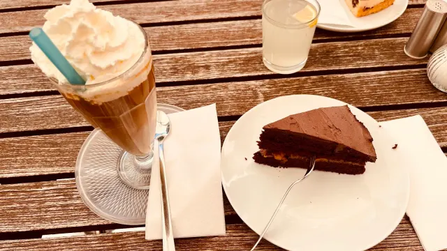BookNoFees: Kavarna – Café Behring – Berlin – Kavarna Behring, fotografija 3