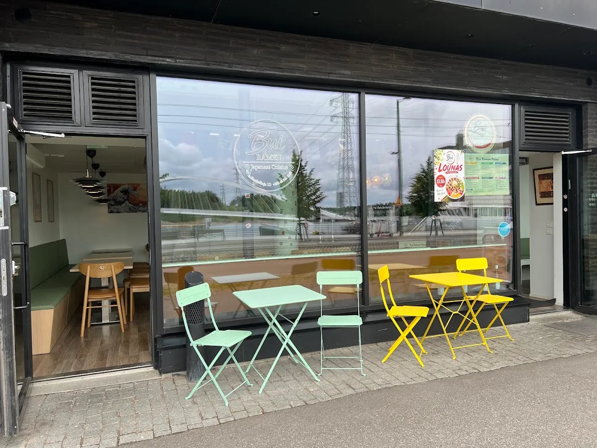 BookNoFees: Restavracija – Bui Ramen – Helsinki – Okna Bui, fotografija 1