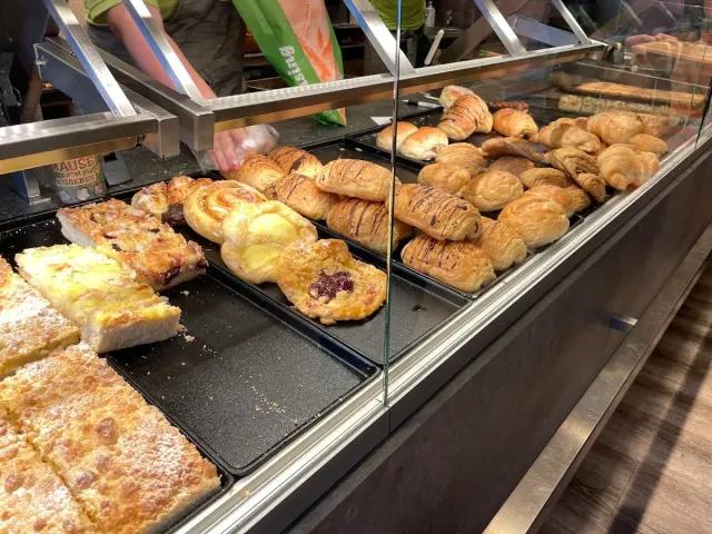 BookNoFees: Pekarna – Rüsing Andrea Bäckerei – Erwitte – Pekarna Andrea Rüsing, fotografija 2