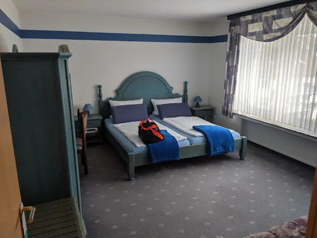 BookNoFees: Restavracija – Hotel Halvara Restaurant – Halver – Hotel Halvara Restaurant, fotografija 2