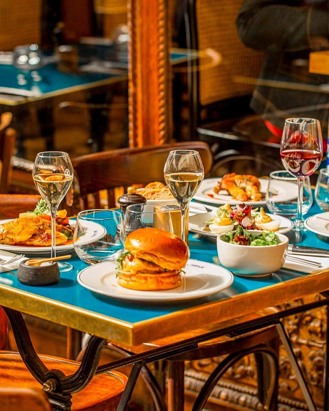 BookNoFees: Restavracija – Canard et Champagne – Paris – Raca in šampanjec, fotografija 1