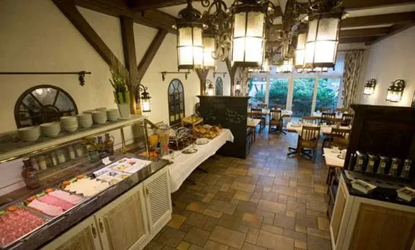 BookNoFees: Restavracija – Haus Rasche – Bad Sassendorf – Hiša Rasche, fotografija 2
