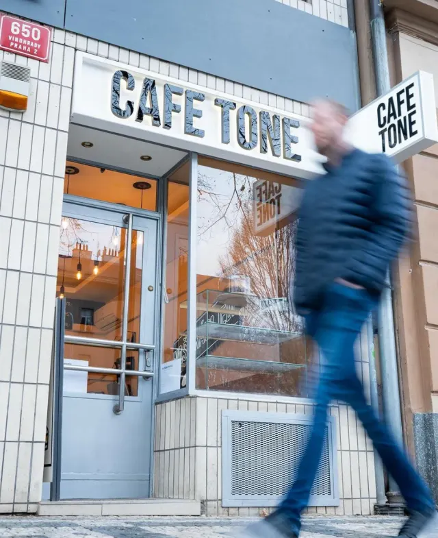 BookNoFees: Kavarna – Cafe Tone – Prague – Cafe Tone, fotografija 3