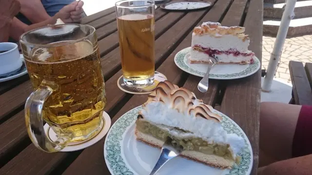 BookNoFees: Restavracija – Café Astenblick Bäckereicafé – Medebach – Kavarna Astenblick – pekarna in kavarna, fotografija 3