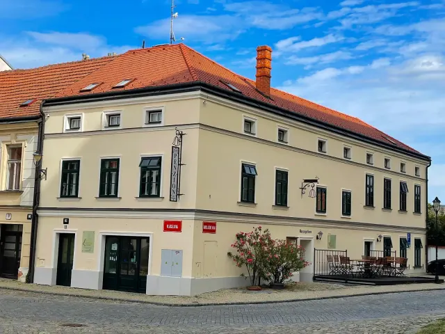 BookNoFees: Rezidenca Zvon – Znojmo
