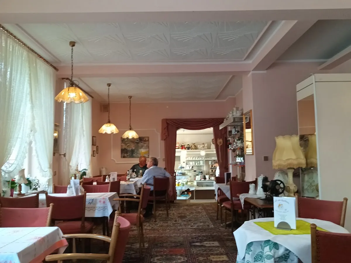 BookNoFees: Restavracija – Café am Rathaus – Werl – Kavarna ob mestni hiši, fotografija 1