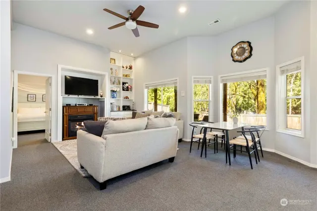 BookNoFees: Miren apartma z dvema spalnicama in lastnim vhodom – Sammamish