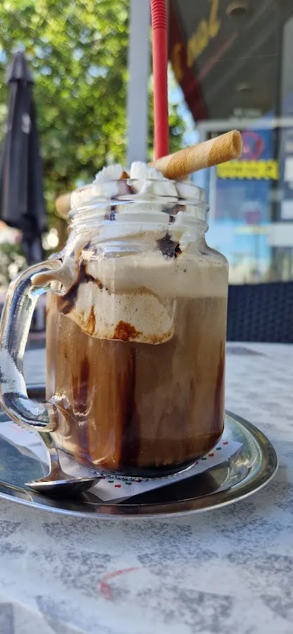 BookNoFees: Sladoled – Eiscafé San Remo – Iserlohn – Eiscafé San Remo, fotografija 2
