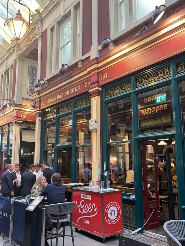 BookNoFees: Okrepčevalnica – Boom Bap Burger – London – Boom Bap Burger, fotografija 2