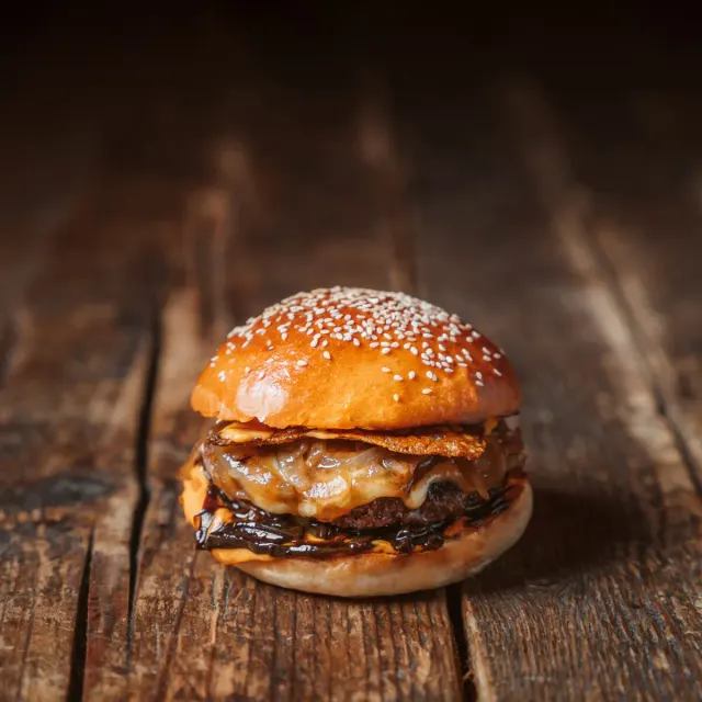 BookNoFees: Okrepčevalnica – Bamba Marha Burger Bar – Budapest – Bamba Marha Burger Bar, fotografija 2