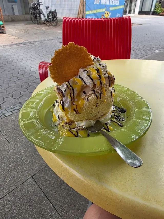 BookNoFees: Restavracija – Eiscafé Da Rosa – Werl – Eiscafé Da Rosa, fotografija 2