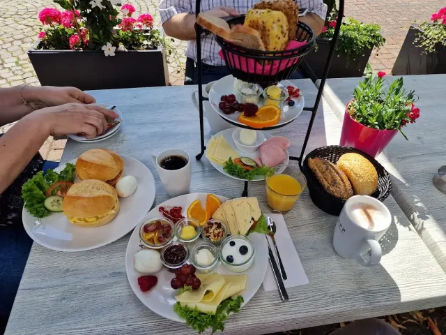BookNoFees: Pekarna – Bäckerei & Konditorei Klapp – Ense – Pekarna in slaščičarna Klapp, fotografija 3