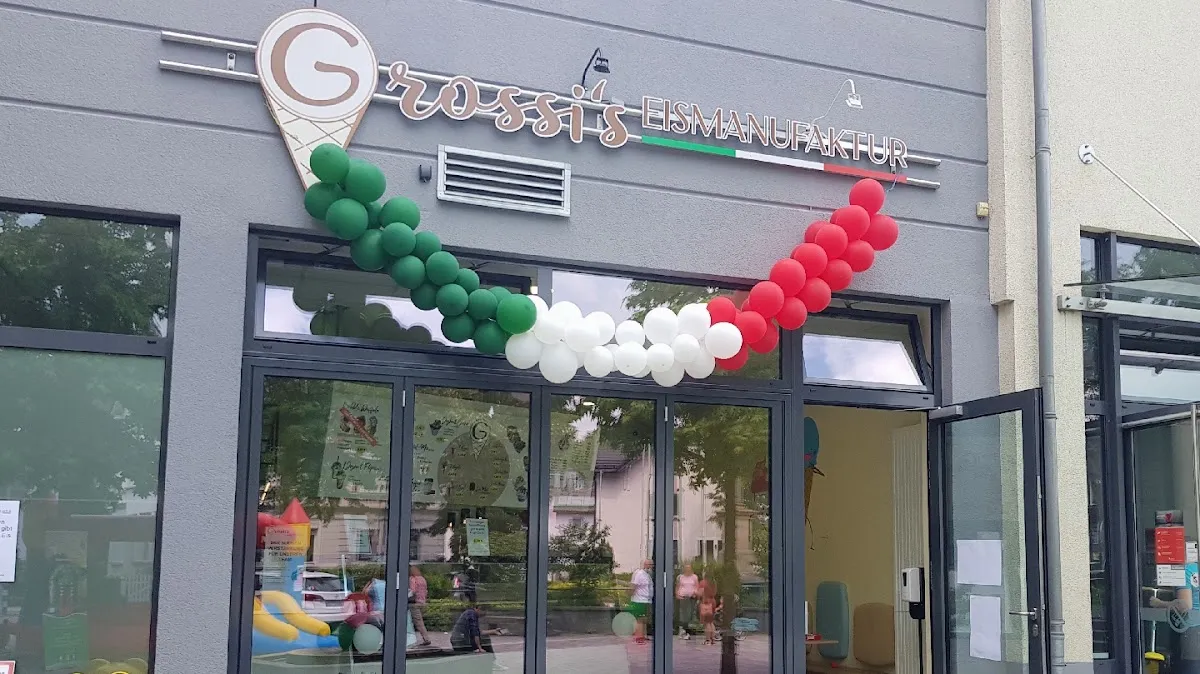 BookNoFees: Restavracija – Grossi's Eismanufaktur – Attendorn – Grossijeva Eismanufaktur, fotografija 1