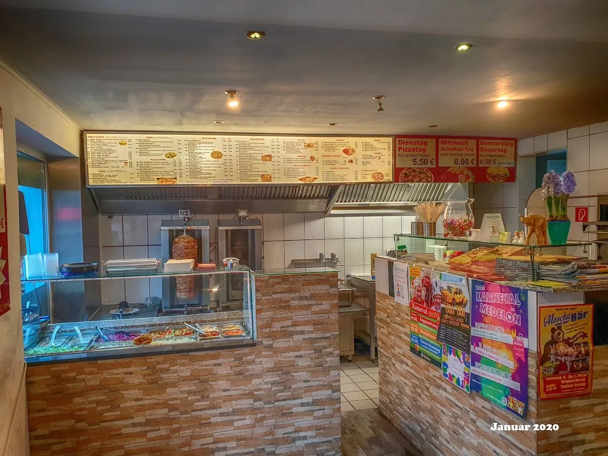 BookNoFees: Restavracija – Hallenberger Grill – Hallenberg – Hallenberger Grill, fotografija 1