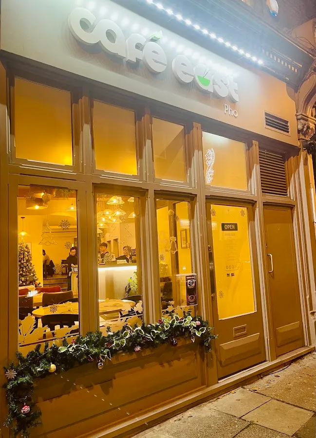 BookNoFees: Restavracija – Cafe East Pho – London – Cafe East Pho, fotografija 1