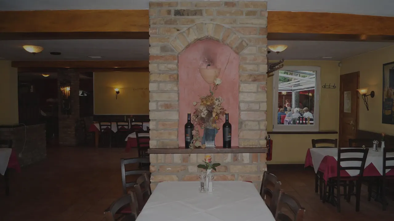 BookNoFees: Restavracija – Trattoria Alberto – Berlin – Gostilna Alberto, fotografija 1