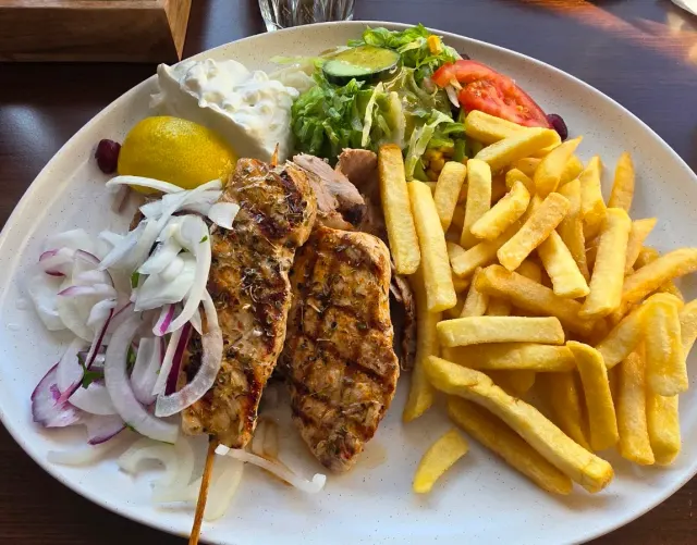 BookNoFees: Restavracija – Akropolis Grill – Bochum – Akropolis Grill, fotografija 3