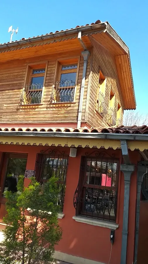 BookNoFees: Kavarna – Tarihi Kahve – Istanbul – Zgodovinska kavarna, fotografija 2