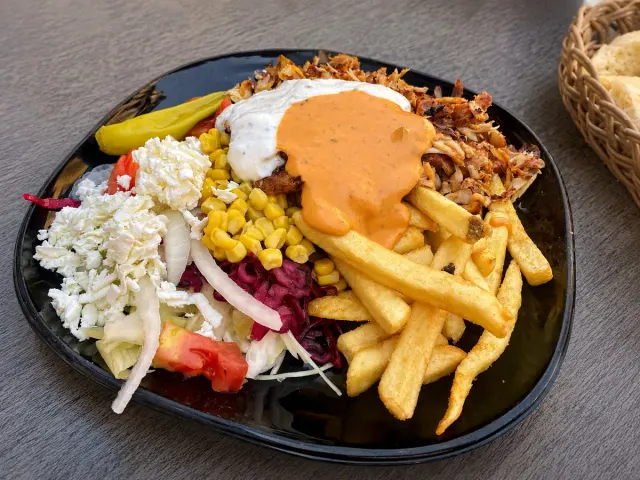 BookNoFees: Okrepčevalnica – City Döner-Pizza – Altena – City Döner-Pizza, fotografija 2