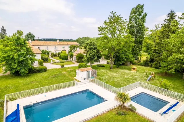 BookNoFees: Celotna Casa Particular – Ronsenac