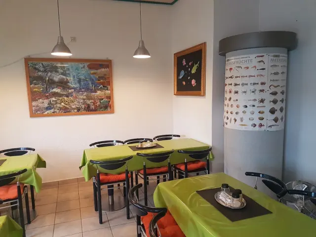BookNoFees: Restavracija – Andy's Fischhütte – Bergkamen – Andyjeva ribiška koča, fotografija 3
