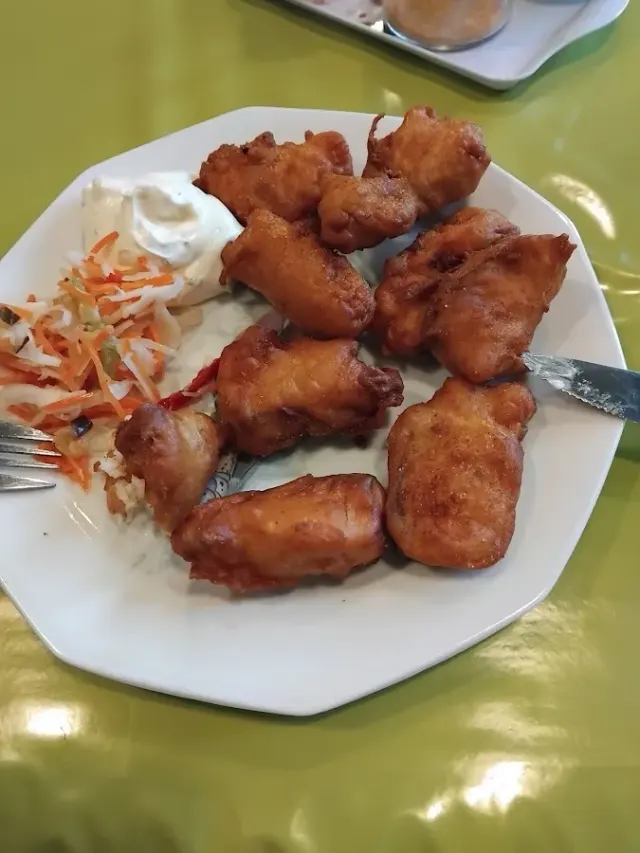 BookNoFees: Restavracija – Andy's Fischhütte – Bergkamen – Andyjeva ribiška koča, fotografija 2