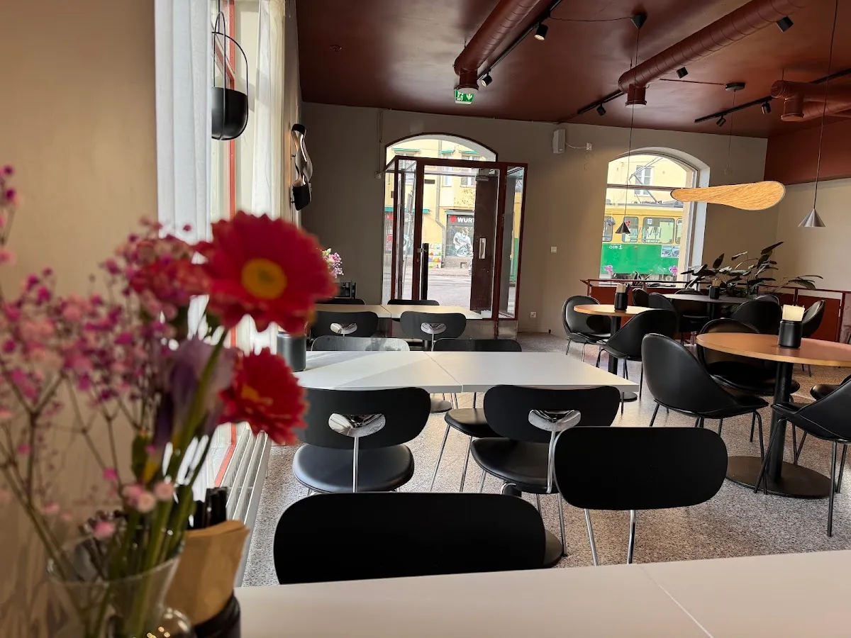 BookNoFees: Restavracija – Hanami – Helsinki – Hanami, fotografija 1